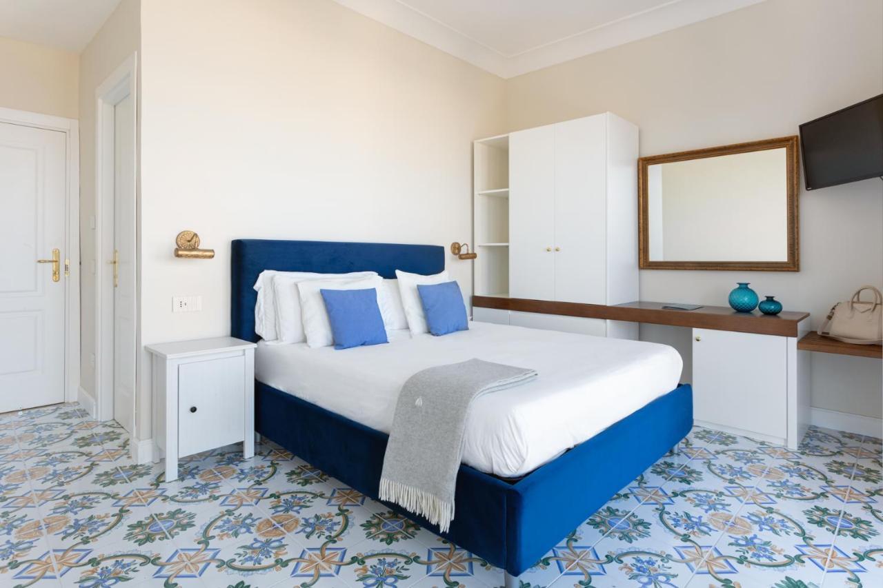 Experience Boutique - Cimmino Hotel Castellammare di Stabia